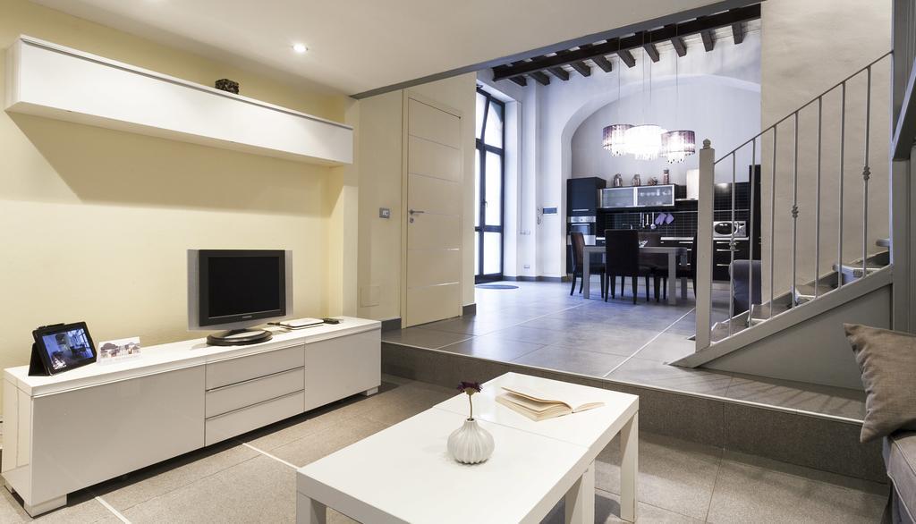 Italianway-Colombo 5 Lejlighed Milano Eksteriør billede